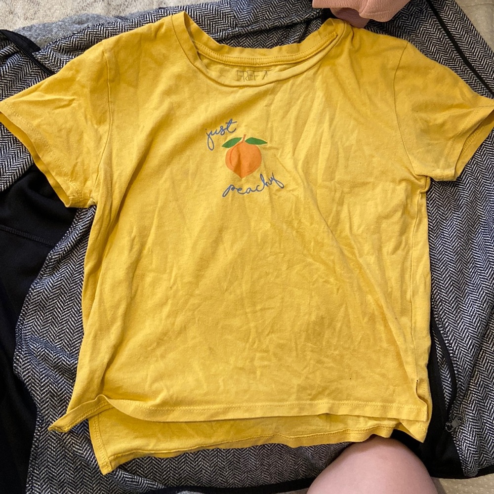 Yellow crop tee